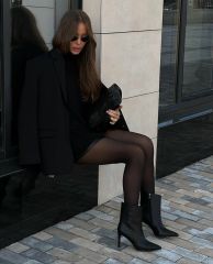 Mi Luz Siyah Sivri Burunlu Topuklu Midi Bot